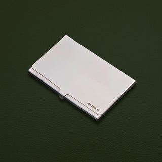 Sterling Silver business card holder with a polished finish. 9.5cm x 6cm. 