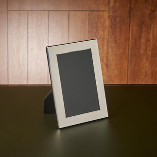 Sterling Silver rectangular picture, photo frame. Silver frame and black wooden back. 4x6 inches.